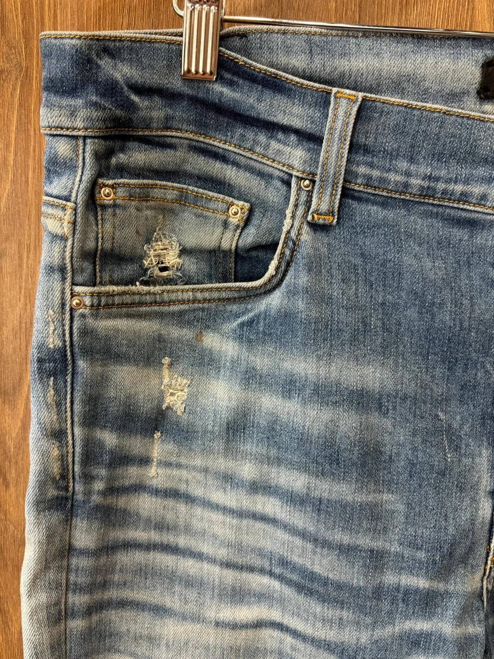AMIRI Men’s Blue Faded Distressed Skinny Jeans Size 36 Used